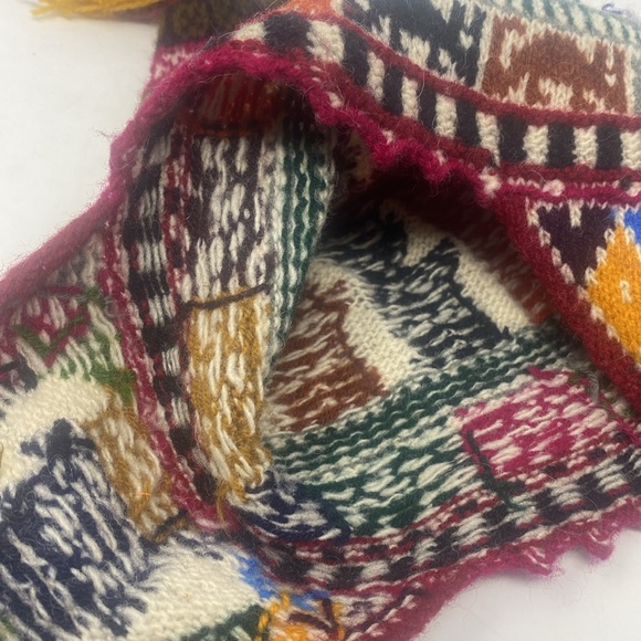 Bohemian Style lpacca Lamas Winter Knit Hat Multi Color Vibrant Tassel - Picture 8 of 12